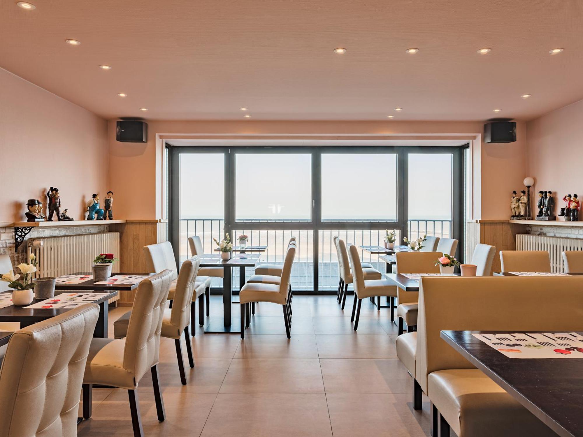 Hotel De Zeebries Budget Миделкерк Экстерьер фото